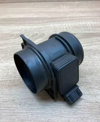 Renault Espace IV Mass air flow meter 7700105010B 5WK9615