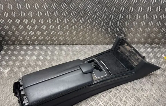 Mercedes-Benz E W212 Armrest 