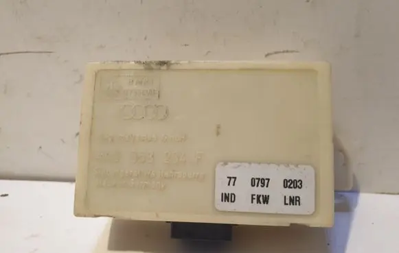 Audi A4 S4 B5 8D Immobilizer control unit/module 4A0953234F 7707970203
