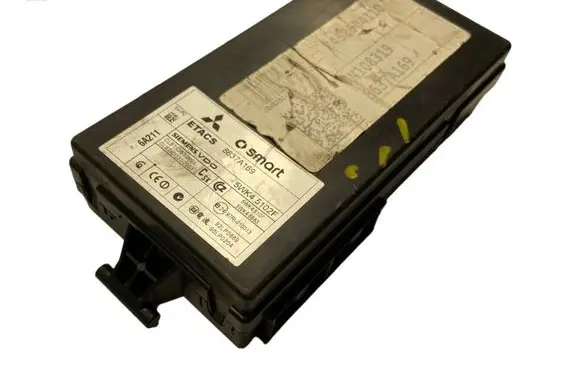 Mitsubishi Colt Fuse box set 8637A169 5WK48103 5WK45102E