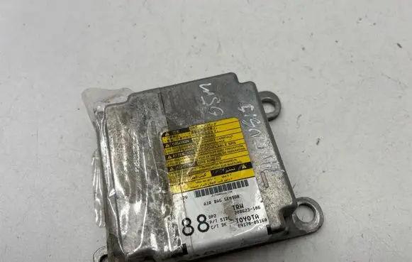 Toyota Avensis T250 Airbag control unit/module 208623106 8917005160