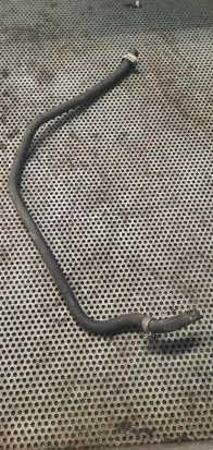 Mercedes-Benz Vito Viano W639 Engine coolant pipe/hose A6395012882