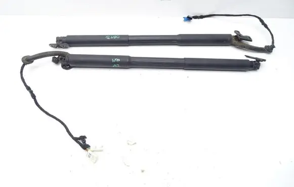 BMW 3 F30 F35 F31 Tailgate strut 7432374