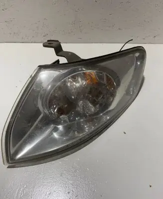 Mazda 626 Front indicator light 21061918
