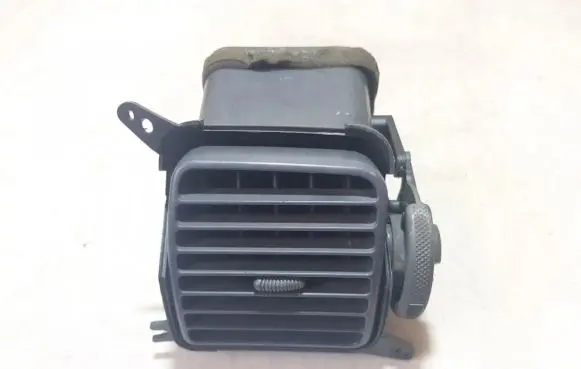 Mitsubishi Space Star Dash center air vent grill mr772176 3745-0