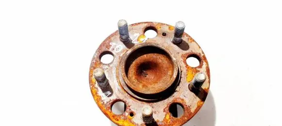 KIA Sportage Rear wheel hub