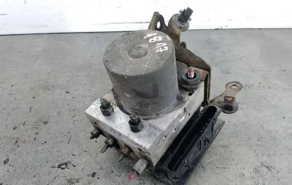 Toyota Avensis T270 ABS Pump 4454005070