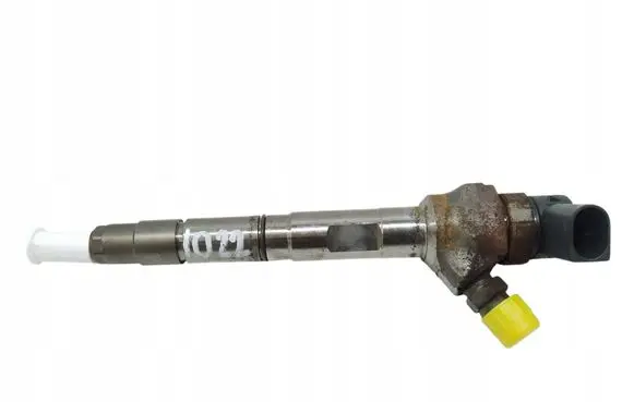 Skoda Superb B8 (3V) Fuel injector 04L130277AE