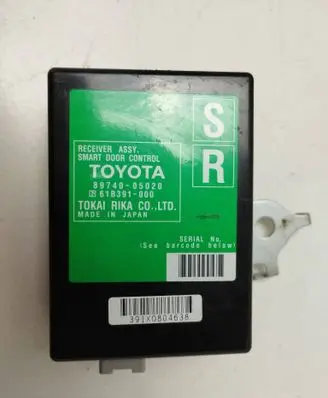 Toyota Avensis T270 Door control unit/module 8974005020 61B391000