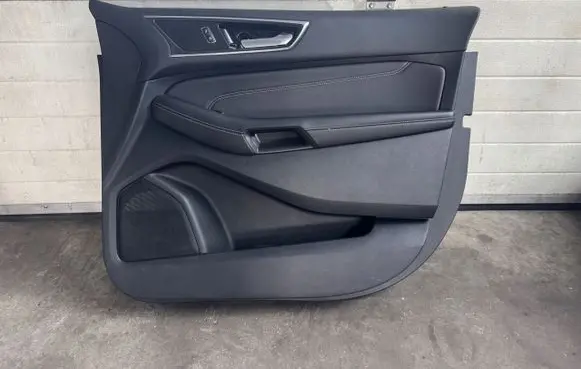 Ford Edge II Front door card panel trim