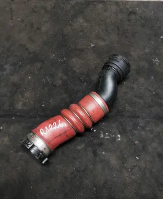 BMW 5 GT F07 Intercooler hose/pipe 13717583728 7583728
