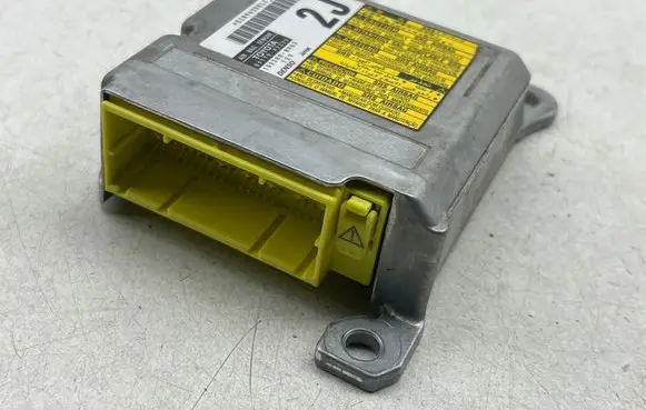 Toyota RAV 4 (XA30) Airbag control unit/module 8917042200 1523008963