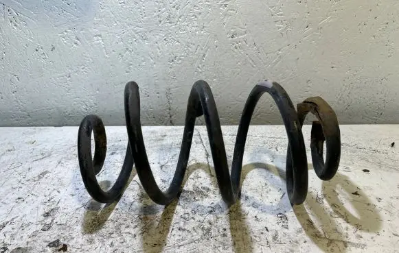 Nissan Note (E11) Rear coil spring