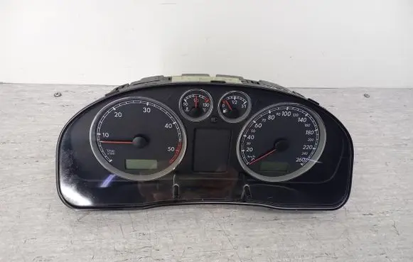 Volkswagen PASSAT B5.5 Speedometer (instrument cluster) 3B0920807B