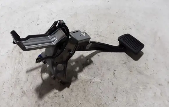 KIA Niro Brake pedal 32800AT100