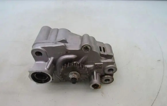 Nissan X-Trail T33 Oil pump 6RC0A XTRAIL