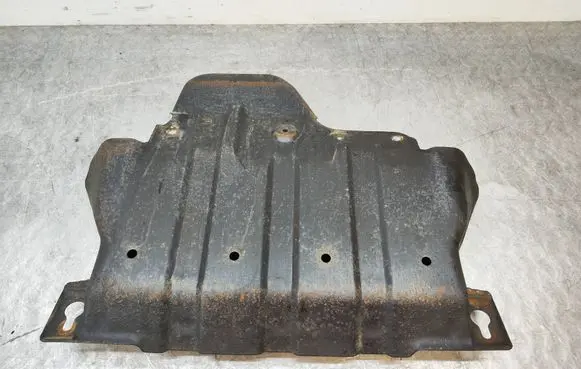 Isuzu D-Max Engine splash shield/under tray 