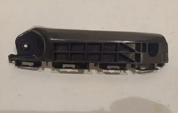 Toyota Yaris Front bumper mounting bracket 525350D090