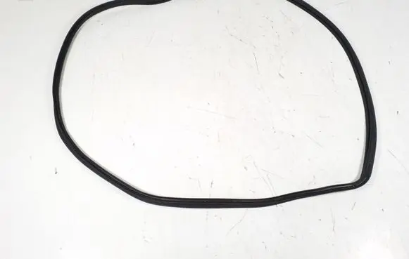 Mercedes-Benz E W212 Seal rubber (tailgate) A2127500098