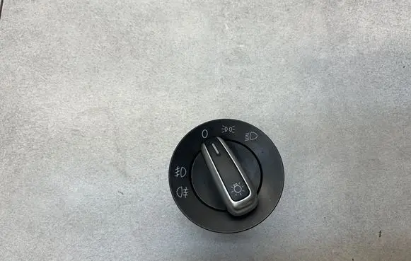 Light switch