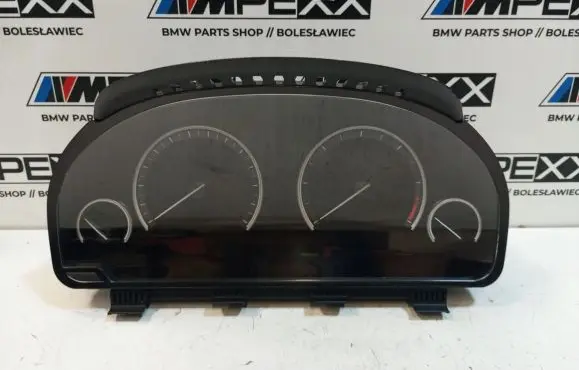BMW 5 F10 F11 Speedometer (instrument cluster) 9280465