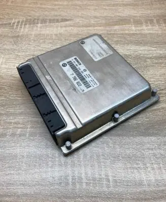 BMW 7 E38 Engine control unit/module ECU 7786822 0281001843