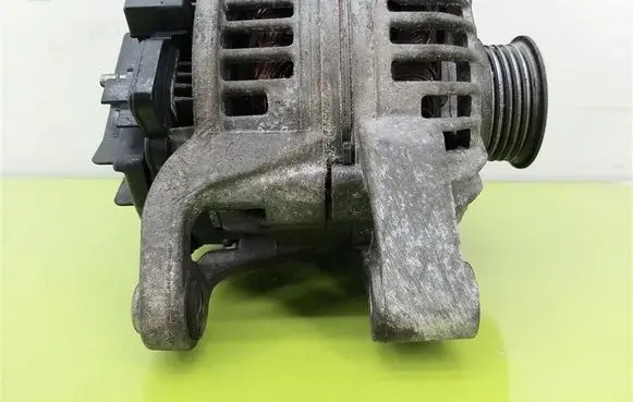 Opel Corsa C Generator/alternator 0124225022