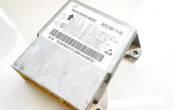 Mercedes-Benz E W212 Airbag control unit/module a2129011105 5wk44771
