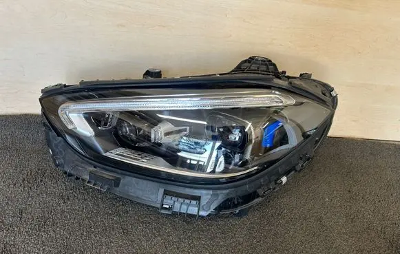 Mercedes-Benz C W206 Headlights/headlamps set A2069065304 LE19A6438