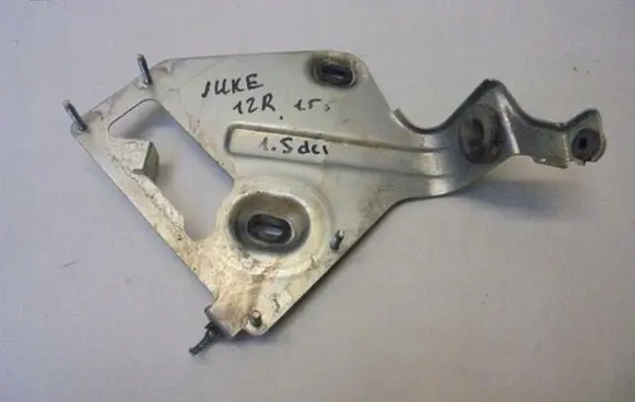Nissan Juke I F15 Master brake cylinder 47660-JD010