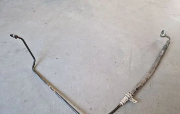 Mitsubishi L200 Power steering hose/pipe/line
