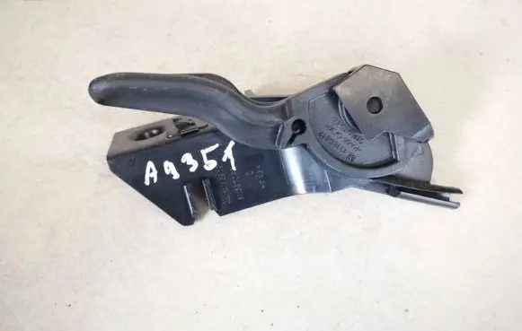 Opel Corsa D Engine bonnet (hood) release handle 13186912 511697042