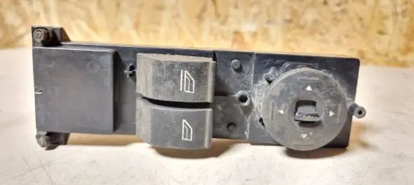 Ford Focus Electric window control switch 3m5t14529