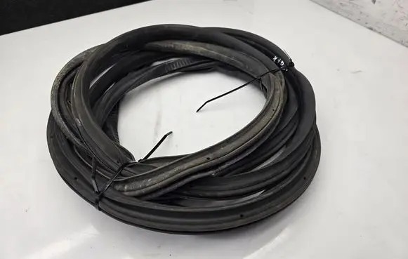 Volkswagen Crafter Sliding door rubber seal