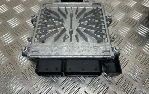 Volvo XC60 Engine control unit/module 