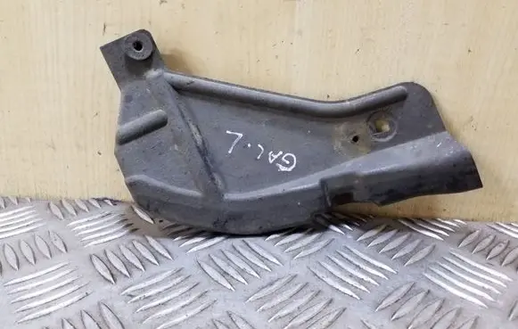 Toyota Corolla Verso E121 Rear mudguard 