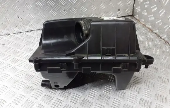 Fiat Croma Air filter box 13271393