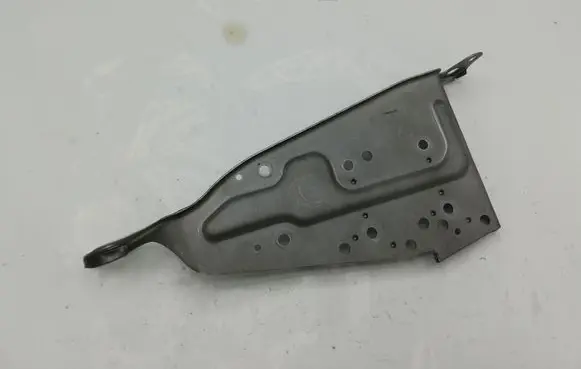 Toyota Avensis T250 Radio/GPS head unit trim NOCODE