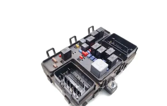 Ford Mondeo MK V Fuse module FG9T-14A067-EB