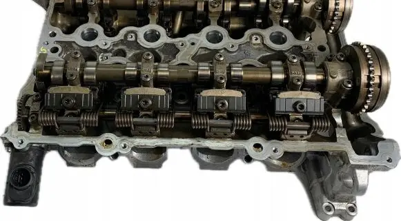 BMW 4 F32 F33 Engine head 8602581