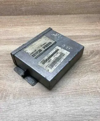 Saab 9-5 Engine control unit/module ECU 5381157 5380076