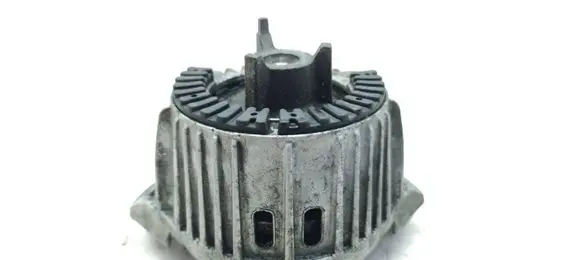 Mercedes-Benz E W212 Engine mount bracket A2122404217