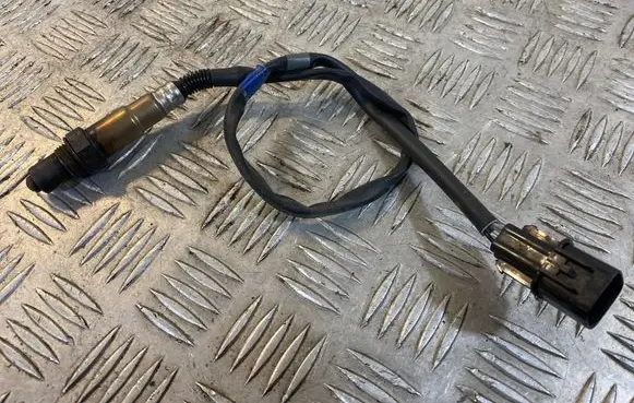 Hyundai i30 Lambda probe sensor 392102B310 9025030027