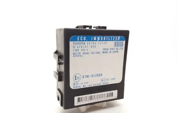 Toyota Corolla E120 E130 Immobilizer control unit/module 8978012130 626157000 97RI012008