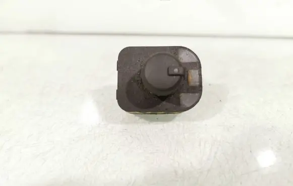 Audi A4 S4 B6 8E 8H Wing mirror switch 8E0959565