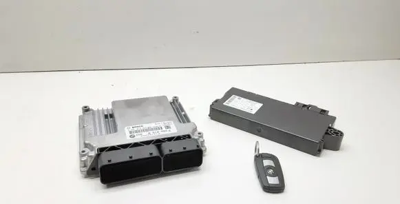 BMW X1 E84 Engine ECU kit and lock set 8510592 0281016925 9226238