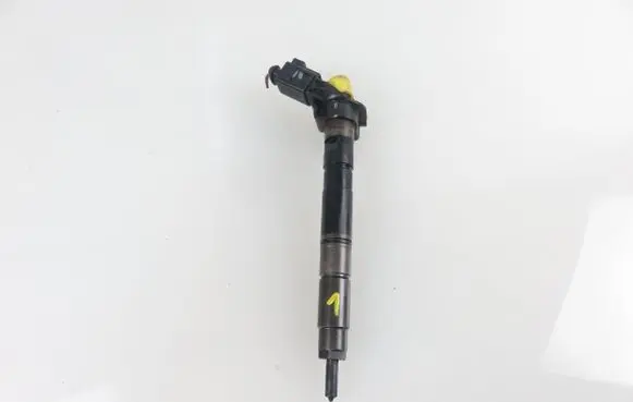 Audi A6 S6 C6 4F Fuel injector 0445115004 059130277Q