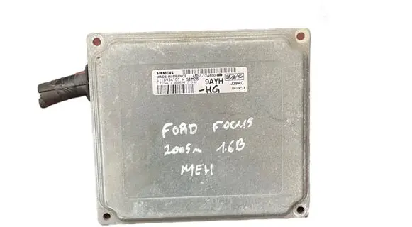 Ford Focus Engine control unit/module 4M5112A650HH 9AYH J38AC