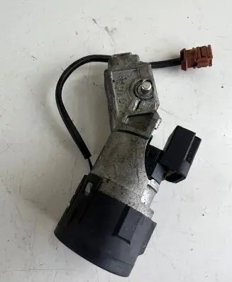 Citroen C5 Ignition lock 9648445180
