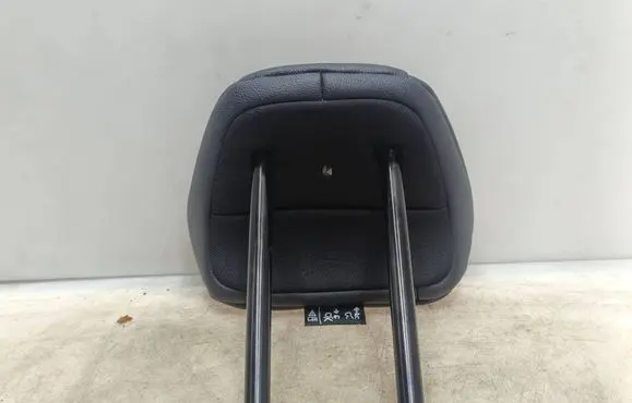 Opel Corsa F Rear seat headrest